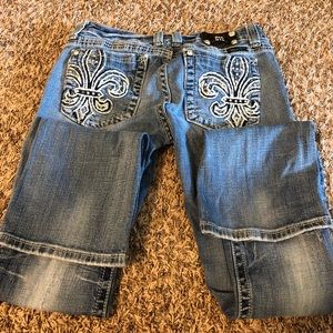 Women’s miss me jeans size 30 but run small
